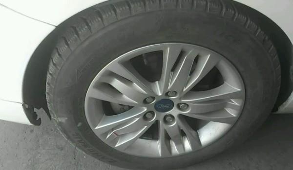 福特福克斯轮胎型号规格 轮胎型号235/40 r18(固特异轮胎)